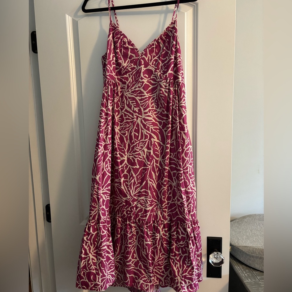 Gap pink/magenta sundress. Size medium, 100% cotton